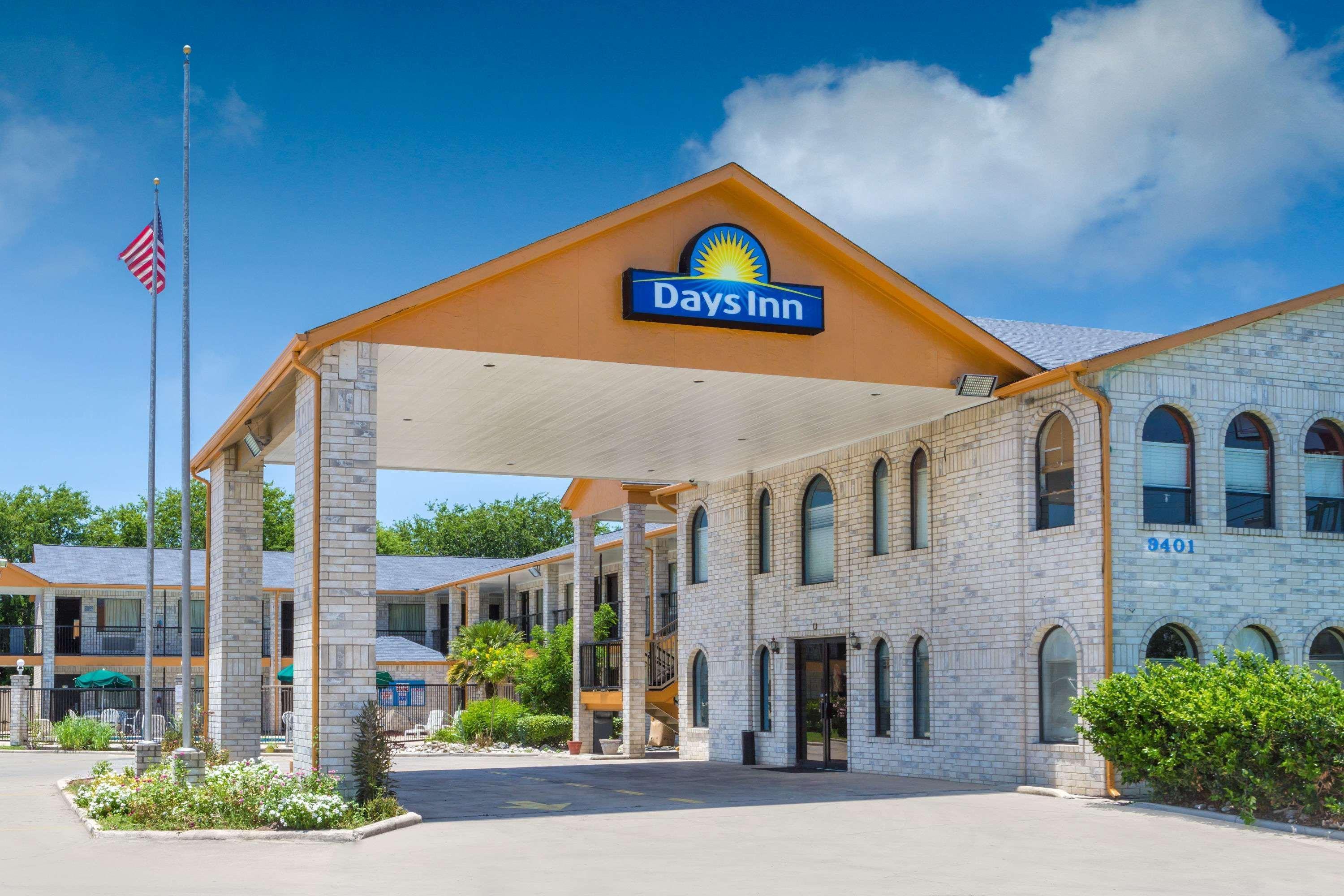 Days Inn Windcrest By Wyndham San Antonio Kültér fotó